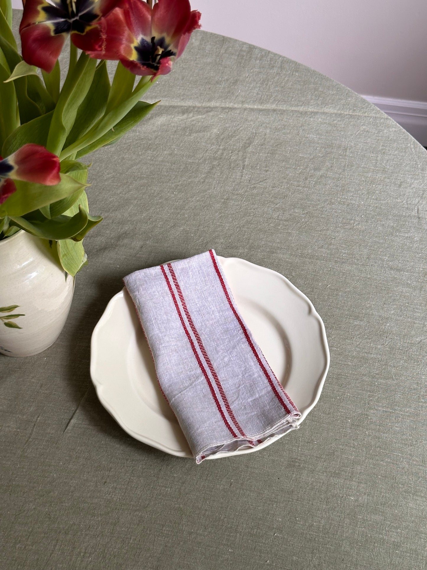 Set of 2 V.VM Linen Napkins - Red Stripes