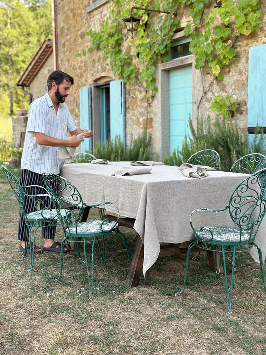 V.VM Wide Weave Linen Tablecloth