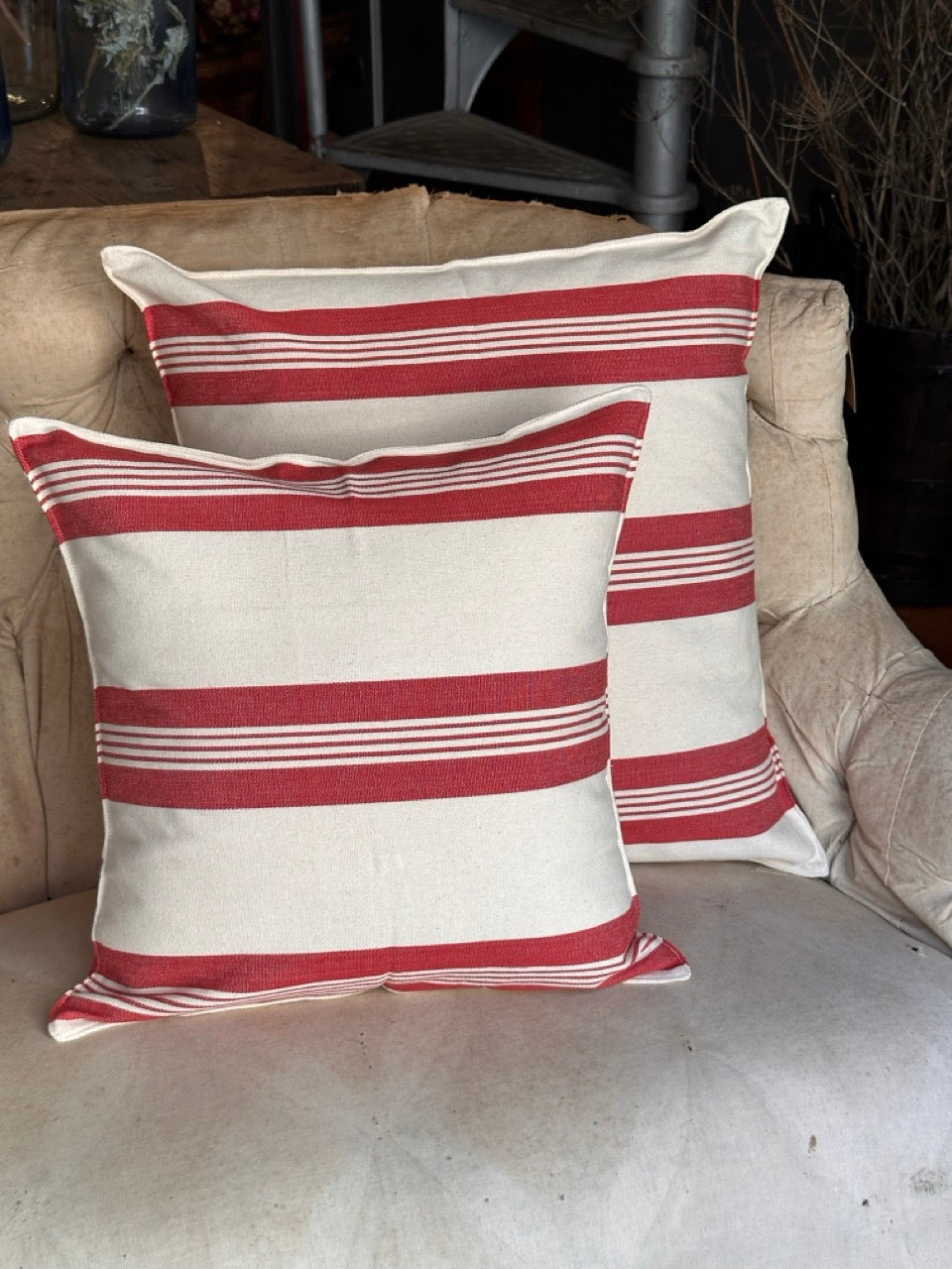 Tensira Red Lines Cushion 100% Cotton - 40X40