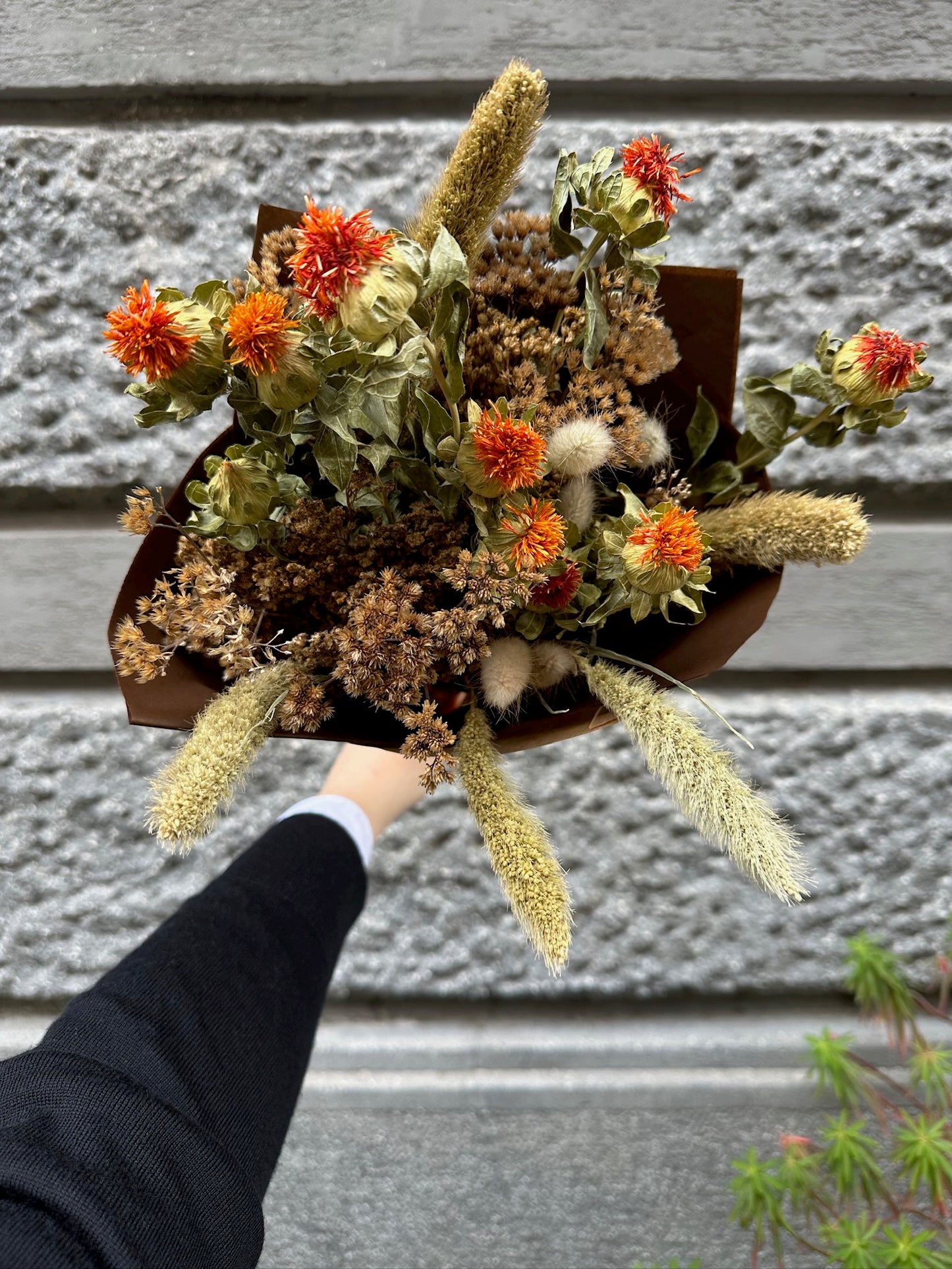 V.VM Dried Flower Bouquet - Orange Flowers