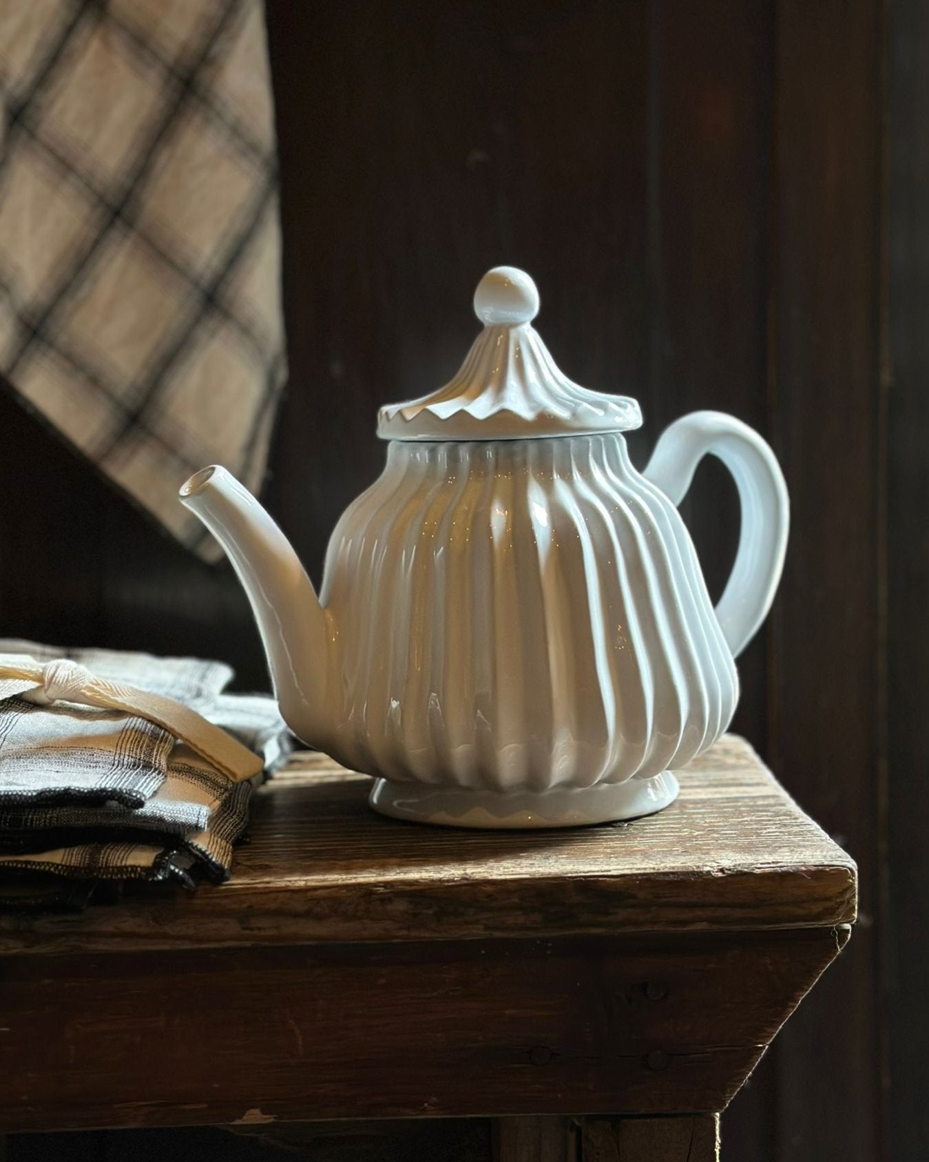 Ceramic 'Stripes' Tea Pot