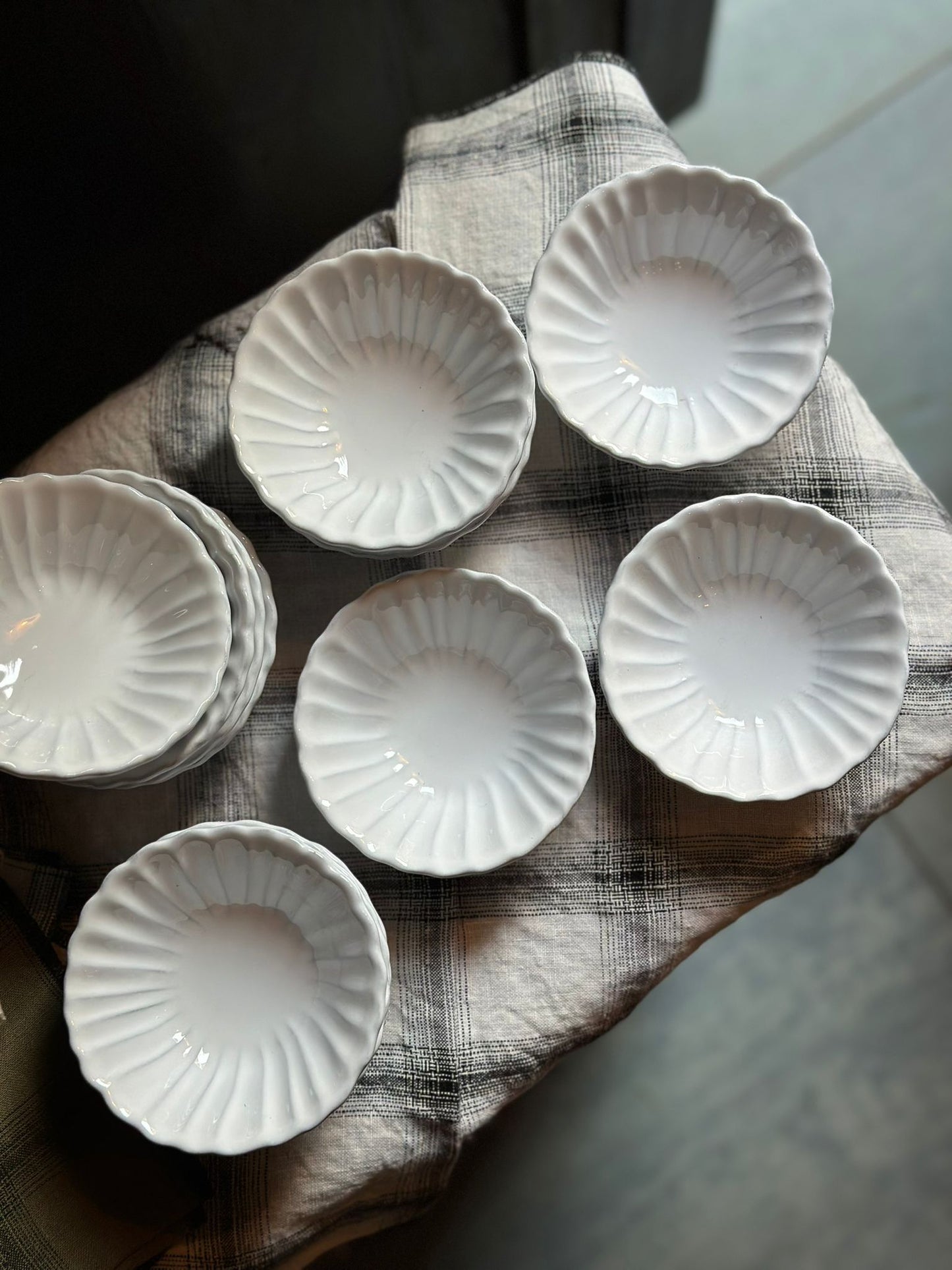 Ceramic Scalloped Dipping Bowl - Small